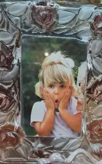 قاب عکس و ظروف