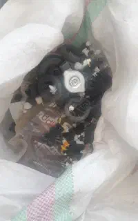 به یک خانم مجرد بابت کار در بسته بندی