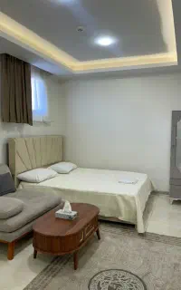 پذیرش شیفت شب در هتل