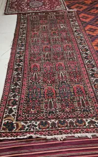 قالی و قالیچه دست باف