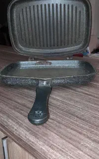 ماهیتابه دوطرفه