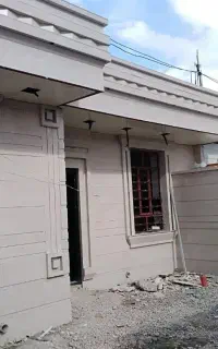 کاشی و سرامیک کار هستم