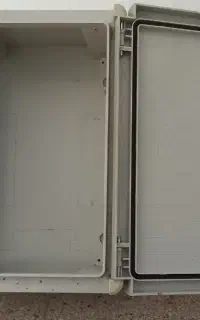 جعبه برق . مناسب جعبه کمک اولیه