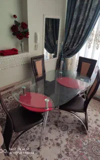 میزناهار خوری و بوفه