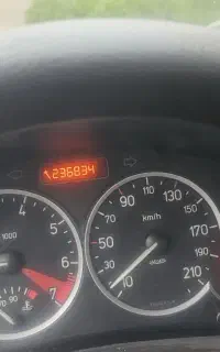 پژو ۲۰۶ اتومات آریان sd سفید