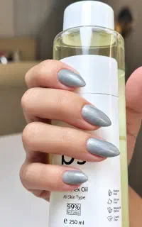 انجام کلیه خدمات ناخن تخفیف ۲۰درصدی