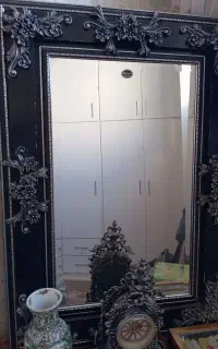 آینه چوبی همراه ساعت