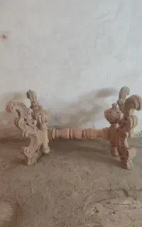 میز جلو مبلی پر منبت شده خام