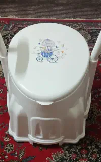 توالت فرنگی پلاستیکی