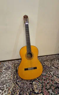 گیتار یاماها c70 . اندونزی .