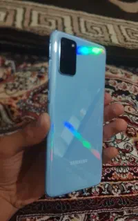 s20+پرچمدار