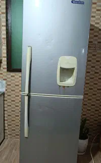 یخچال بوژان