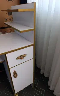 میز کاشت ناخن