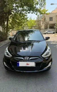 اکسنت بلو ۲۰۱۴ مشکی