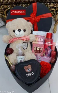 پک هدیه کادو تولد باکس شیک روز دختر ارایشی کیف