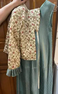 سارافون و کت سوزن دوزی به همراه کمربند
