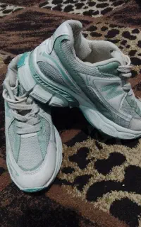 دوعدد کتانی سایز 38و39