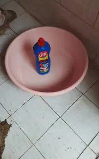 نظافت راه پله و آسانسور وغیره.