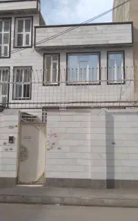 اجاره ۱۲۰متر سعدی گلسار             (املاک وارسته)