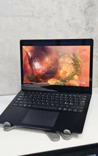 سرفیس لپتاپ۳، پردازنده i5 نسل 10، نقره ای و مشکی