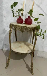 میز برنزی قدیمی