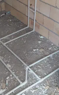 لوله‌کشی آب و فاضلاب رفع نم بازسازی نصب پمپ شیر