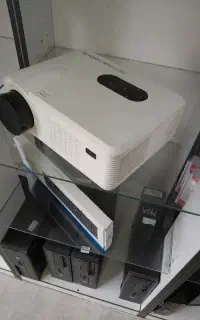 پروژکتور گیمینگ در حد با کیفیت از دم قسط