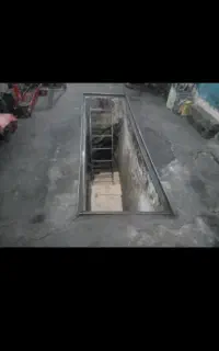 مغازه واقع در خیابان صدر جهان