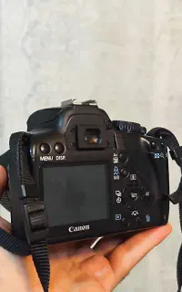 دوربین عکاسی کانن 1000d
