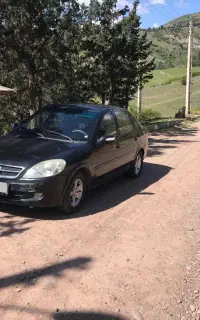 لیفان ۵۲۰i مدل ۹۰