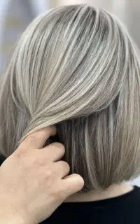 مدل برای رنگ مو