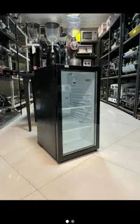 یخچال 5 فوت ویترینی ایستکول
