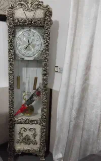 اینه کنسول و ساعت