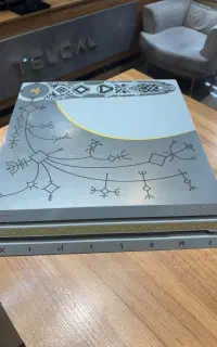 ps 4 pro custom پی اس فور پرو طرح دار