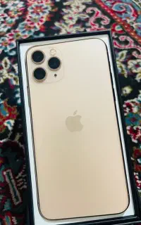 ایفون ۱۱ پرو Zaa