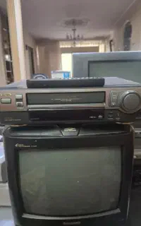 ویدئو آیوا خانگی XG900 با کنترل در حد نو