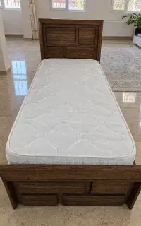 تختخواب تک نفره