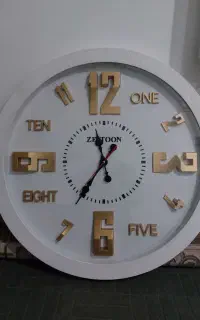 ساعت دیواری