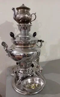 سماور گازی دلنشین همراه باسینی وکاسه