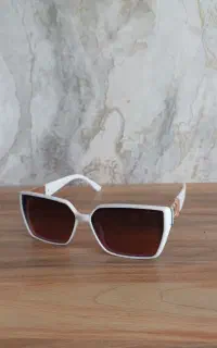دوعدد عینک