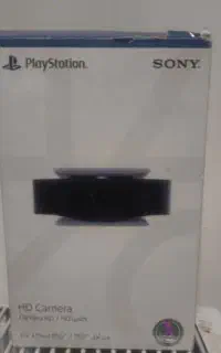 دوربین ps5 به همراه یک بازی