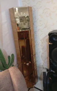 ساعت ایستاده بسیارتمیزوزیبادرحدنو