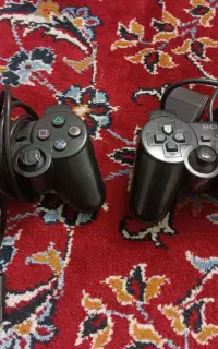 دو عدد دسته پلی استیشن۲(ps2)