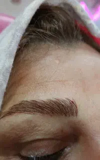 آرایش دائم صورت یک دویست