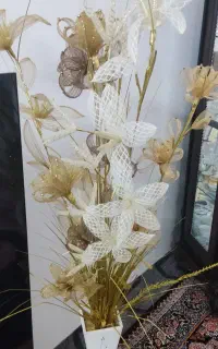 گل و گلدان