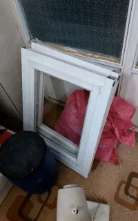 پنجره آلمینیومی سفید