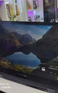 ایسوز با همه امکانات سورفیس لمسی و ips تبلت شو