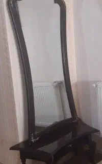 آینه و کنسول
