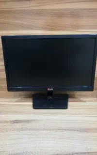 مانیتور 19 اینچ LG