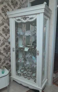 بوفه سفید